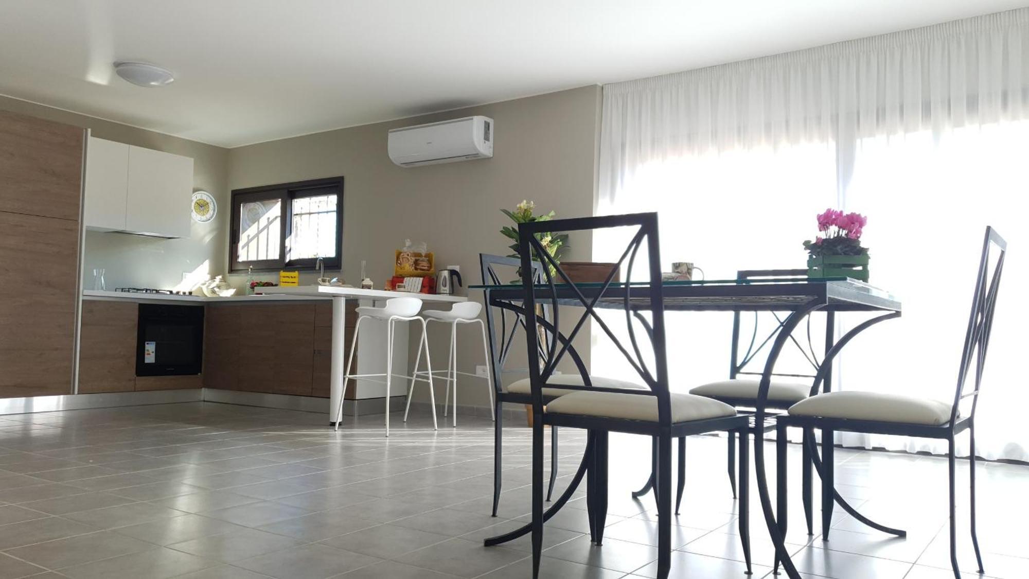 Montalbano Sweet Home, Tra L' Etna E Il Mare Fleri Room photo